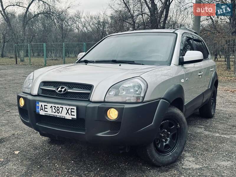 Позашляховик / Кросовер Hyundai Tucson 2008 в Павлограді