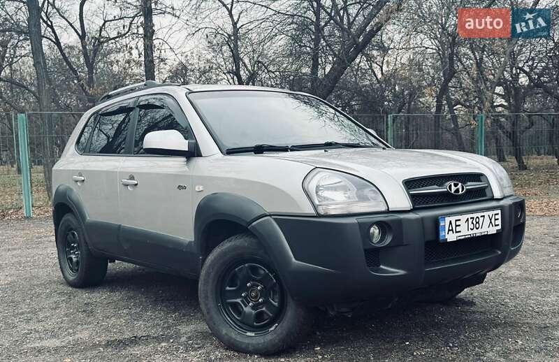 Позашляховик / Кросовер Hyundai Tucson 2008 в Павлограді