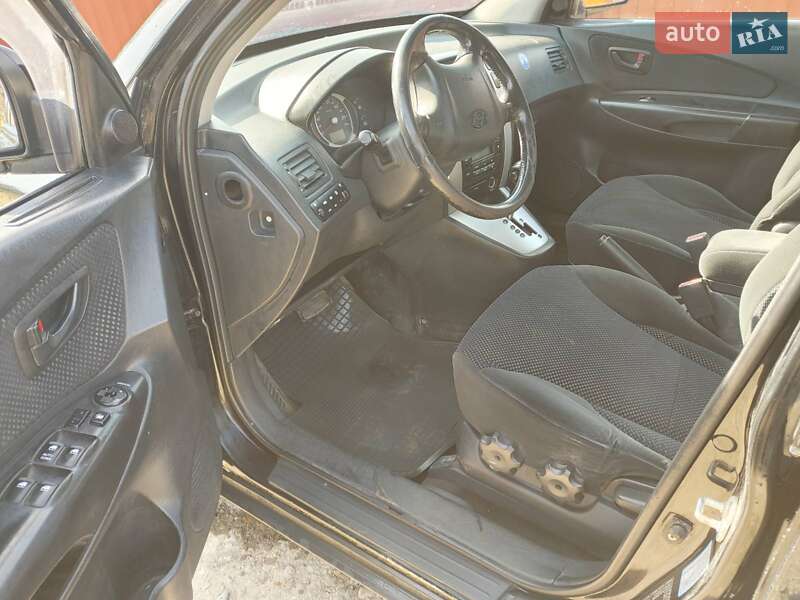 Внедорожник / Кроссовер Hyundai Tucson 2008 в Черновцах