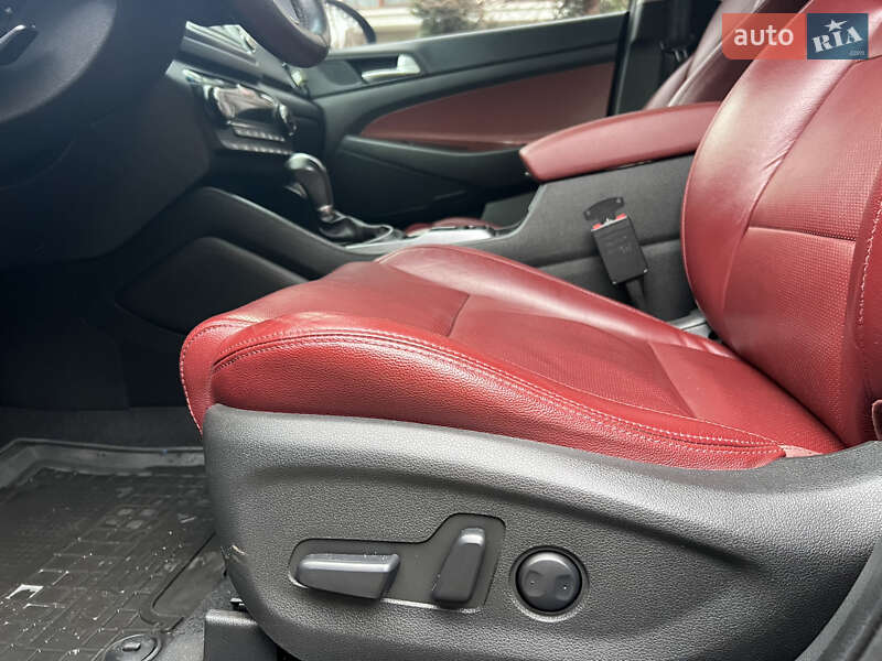 Позашляховик / Кросовер Hyundai Tucson 2018 в 