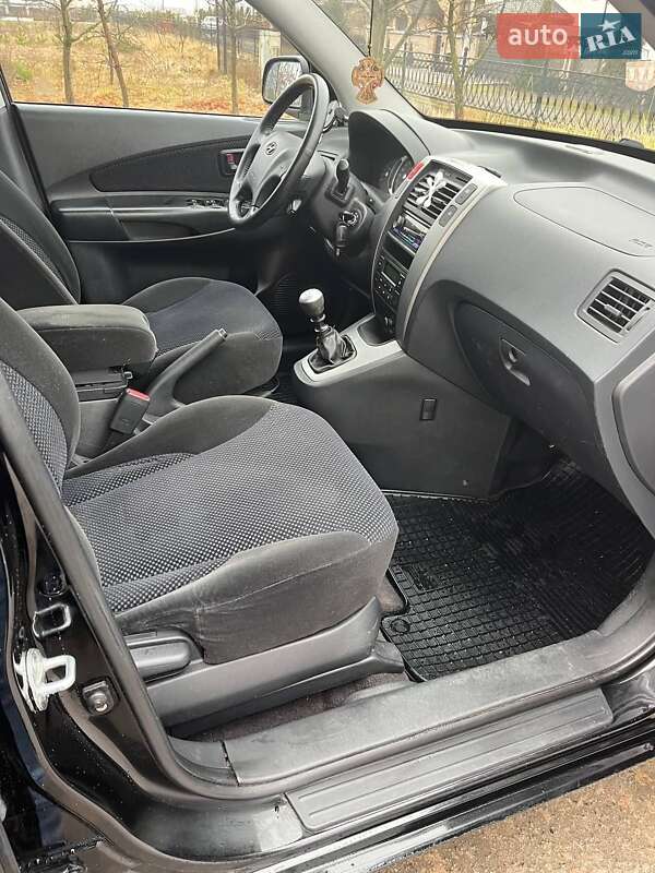 Позашляховик / Кросовер Hyundai Tucson 2009 в Вараші