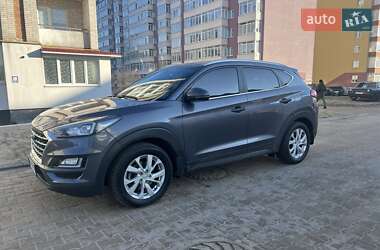 Позашляховик / Кросовер Hyundai Tucson 2018 в 