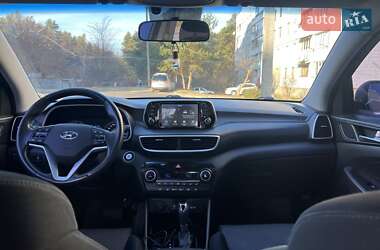 Позашляховик / Кросовер Hyundai Tucson 2018 в 