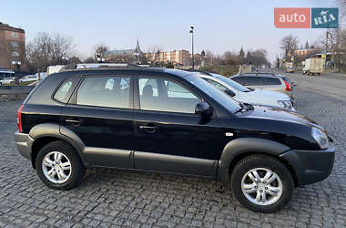 Позашляховик / Кросовер Hyundai Tucson 2008 в Умані