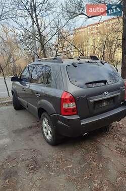 Позашляховик / Кросовер Hyundai Tucson 2009 в Києві