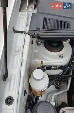 Внедорожник / Кроссовер Hyundai Tucson 2009 в 