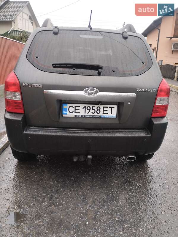 Позашляховик / Кросовер Hyundai Tucson 2008 в Вижниці