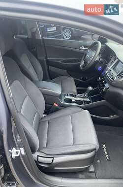 Внедорожник / Кроссовер Hyundai Tucson 2018 в 