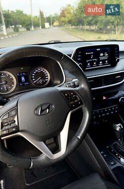 Внедорожник / Кроссовер Hyundai Tucson 2019 в 