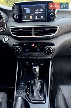 Внедорожник / Кроссовер Hyundai Tucson 2019 в 