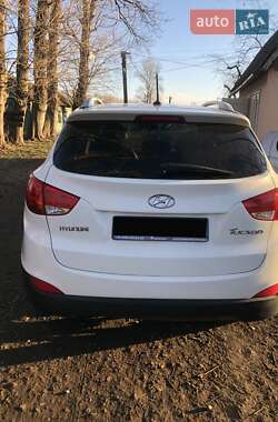 Позашляховик / Кросовер Hyundai Tucson 2012 в 