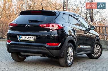Внедорожник / Кроссовер Hyundai Tucson 2017 в 