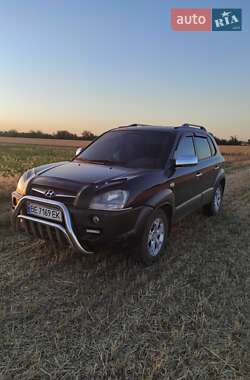 Позашляховик / Кросовер Hyundai Tucson 2009 в Снігурівці