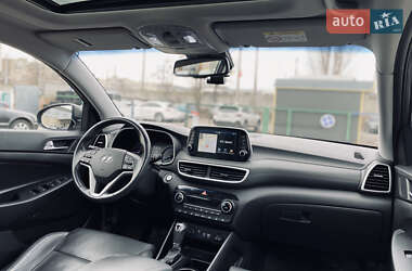 Внедорожник / Кроссовер Hyundai Tucson 2019 в 