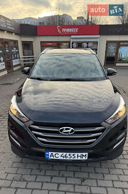 Позашляховик / Кросовер Hyundai Tucson 2016 в 