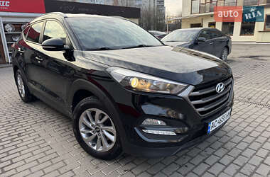 Позашляховик / Кросовер Hyundai Tucson 2016 в 