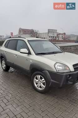 Позашляховик / Кросовер Hyundai Tucson 2008 в Хусті