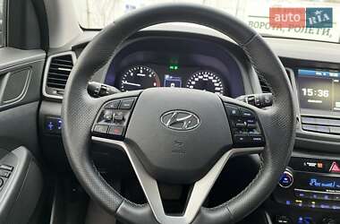 Внедорожник / Кроссовер Hyundai Tucson 2017 в 