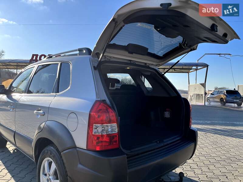 Внедорожник / Кроссовер Hyundai Tucson 2006 в Черновцах фото 23 Внедорожник / Кроссовер Hyundai Tucson 2006 в Черновцах