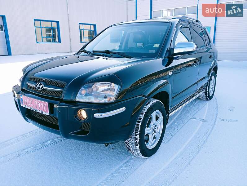 Позашляховик / Кросовер Hyundai Tucson 2008 в Косові