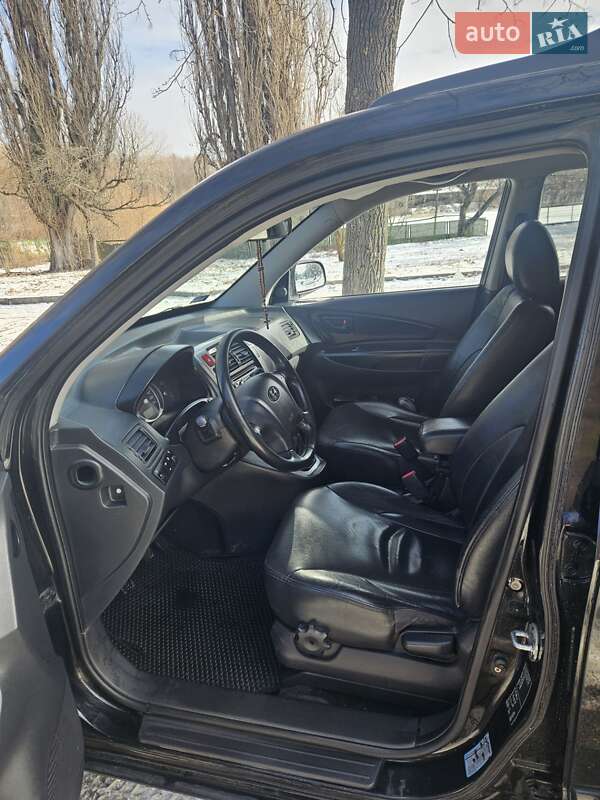 Позашляховик / Кросовер Hyundai Tucson 2008 в Чернігові