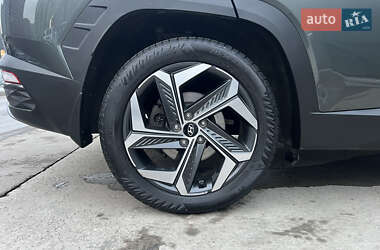 Внедорожник / Кроссовер Hyundai Tucson 2021 в 