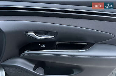 Внедорожник / Кроссовер Hyundai Tucson 2021 в 