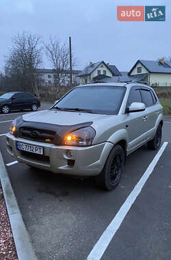 Позашляховик / Кросовер Hyundai Tucson 2005 в Яворові