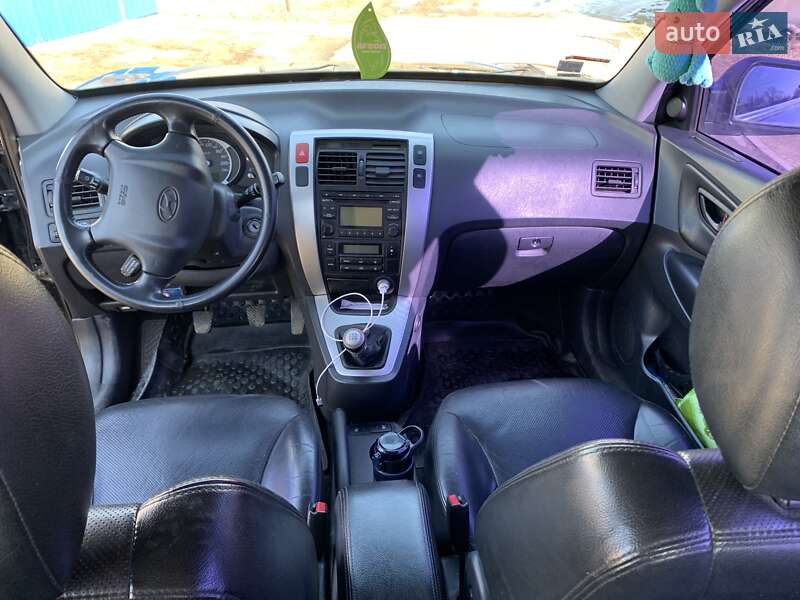 Позашляховик / Кросовер Hyundai Tucson 2008 в Обухові