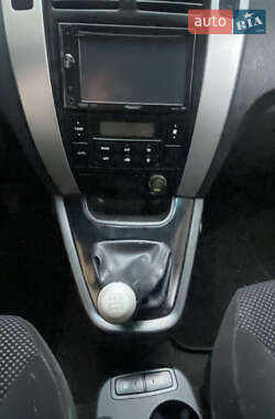 Внедорожник / Кроссовер Hyundai Tucson 2008 в 