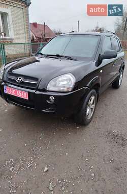 Позашляховик / Кросовер Hyundai Tucson 2006 в Києві