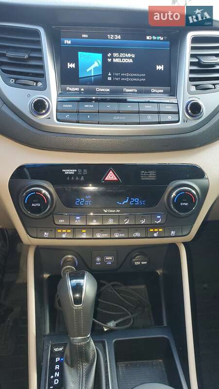 Внедорожник / Кроссовер Hyundai Tucson 2017 в Киеве