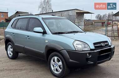 Позашляховик / Кросовер Hyundai Tucson 2009 в Охтирці