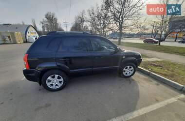 Внедорожник / Кроссовер Hyundai Tucson 2009 в 