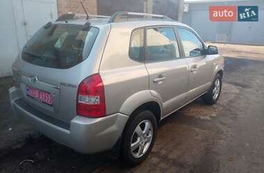 Позашляховик / Кросовер Hyundai Tucson 2005 в Луцьку