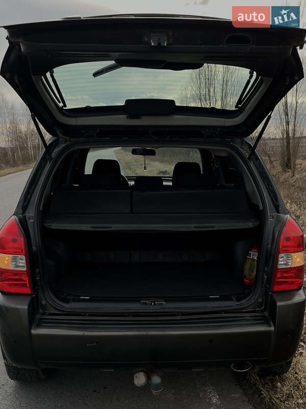 Позашляховик / Кросовер Hyundai Tucson 2007 в Пулинах