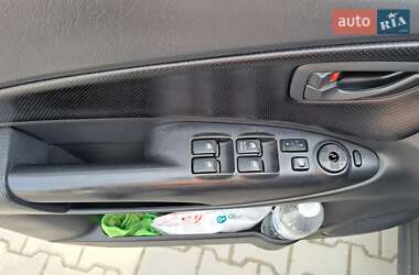 Внедорожник / Кроссовер Hyundai Tucson 2008 в 