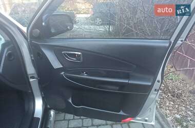 Внедорожник / Кроссовер Hyundai Tucson 2006 в 