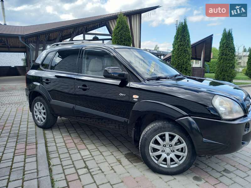 Позашляховик / Кросовер Hyundai Tucson 2008 в Косові