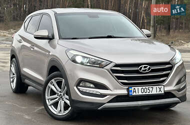 Внедорожник / Кроссовер Hyundai Tucson 2016 в 