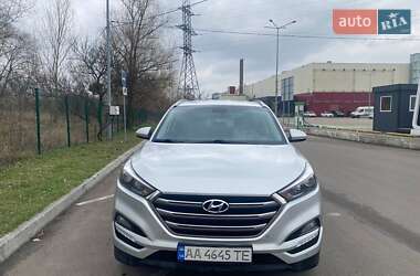 Внедорожник / Кроссовер Hyundai Tucson 2017 в 