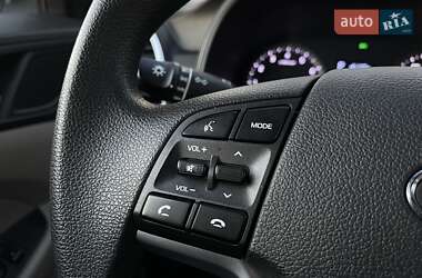 Внедорожник / Кроссовер Hyundai Tucson 2019 в 
