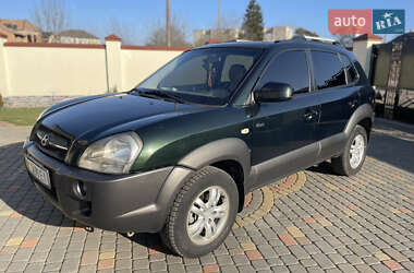 Внедорожник / Кроссовер Hyundai Tucson 2008 в 