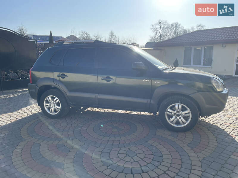Позашляховик / Кросовер Hyundai Tucson 2008 в Львові