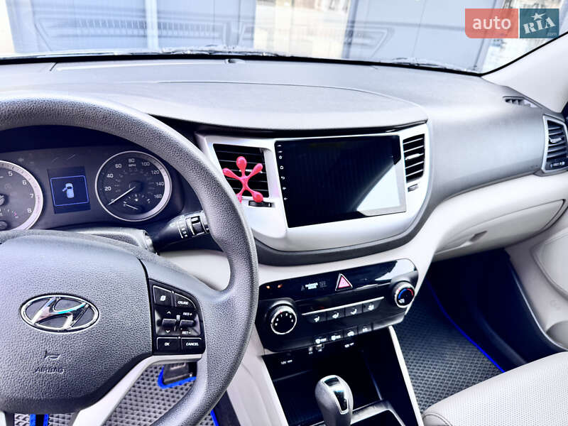 Внедорожник / Кроссовер Hyundai Tucson 2017 в Ивано-Франковске