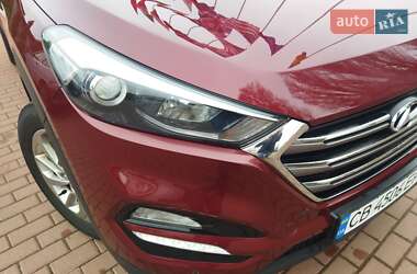 Позашляховик / Кросовер Hyundai Tucson 2016 в 