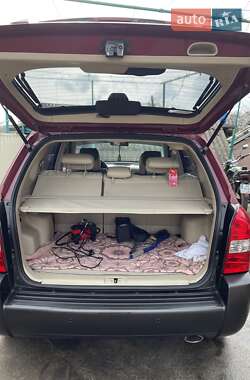 Внедорожник / Кроссовер Hyundai Tucson 2007 в 