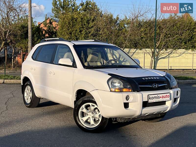 Позашляховик / Кросовер Hyundai Tucson 2008 в 