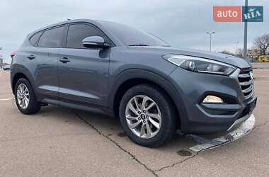 Внедорожник / Кроссовер Hyundai Tucson 2017 в 