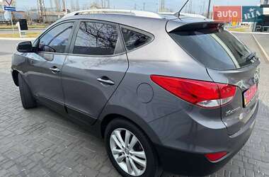 Позашляховик / Кросовер Hyundai Tucson 2011 в 